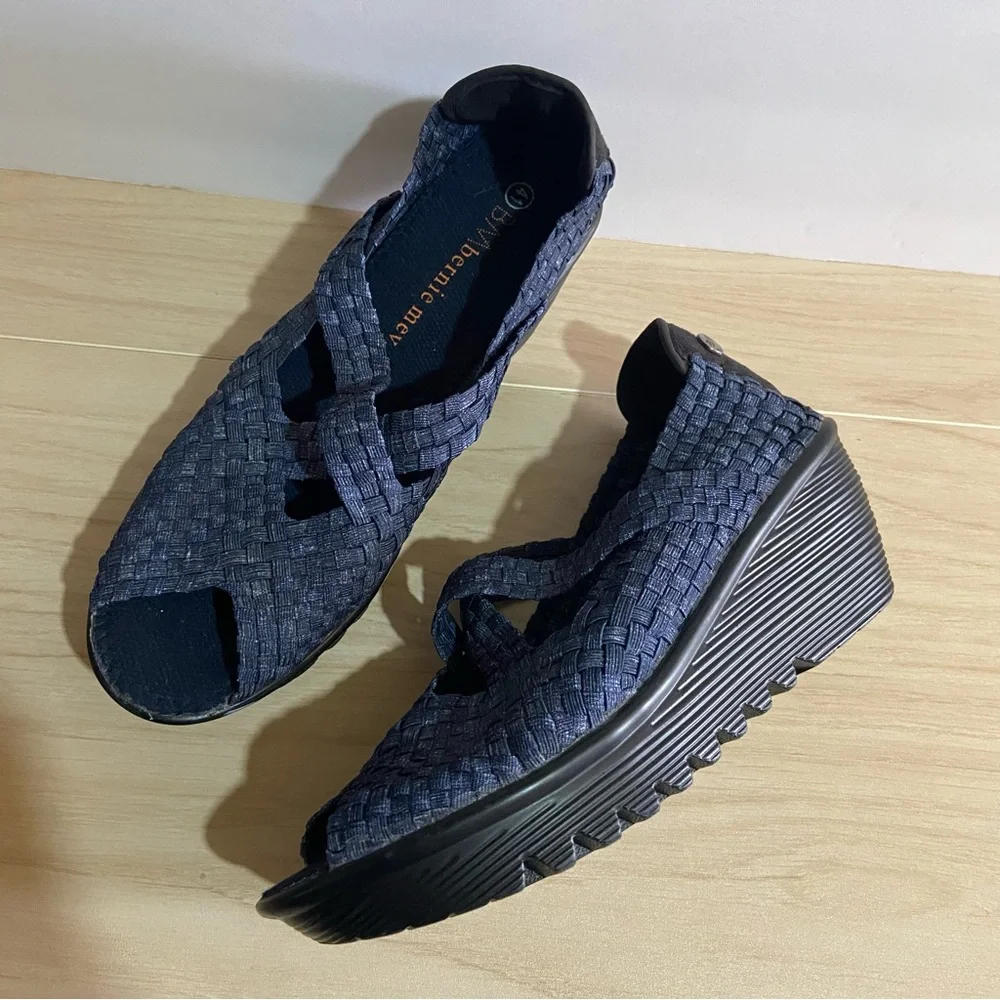Bernie Mev. Wedge Sandals Sz 41 10 Drake Blue Woven Mary Jane Shoes Boho Comfort
